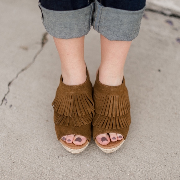 minnetonka ashley wedge